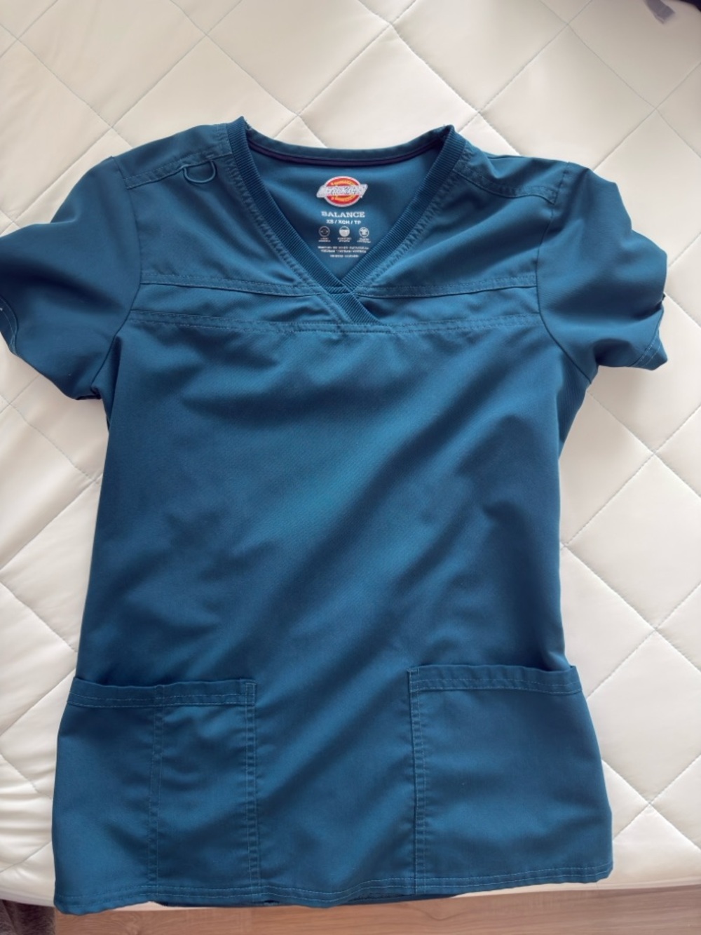 Dickies Women's Caribbean Blue V-Neck Scrub Set
